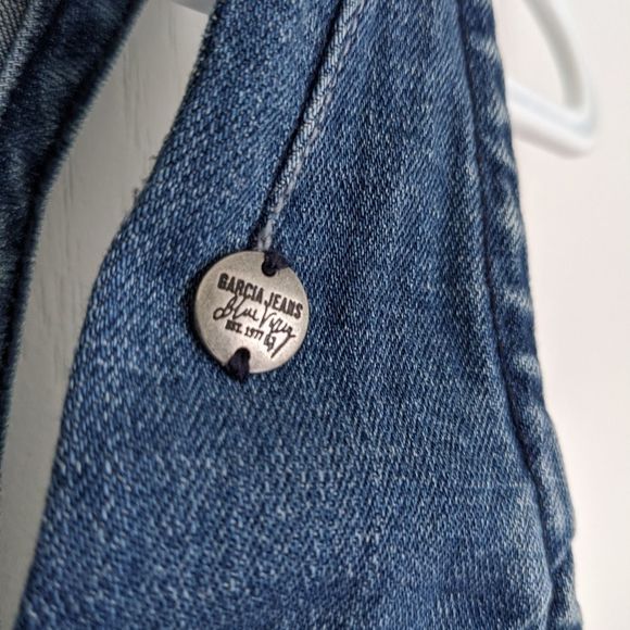 Garcia Denim sleeveless Jean jacket, denim sleeveless vest size Medium @c - Picture 4 of 7